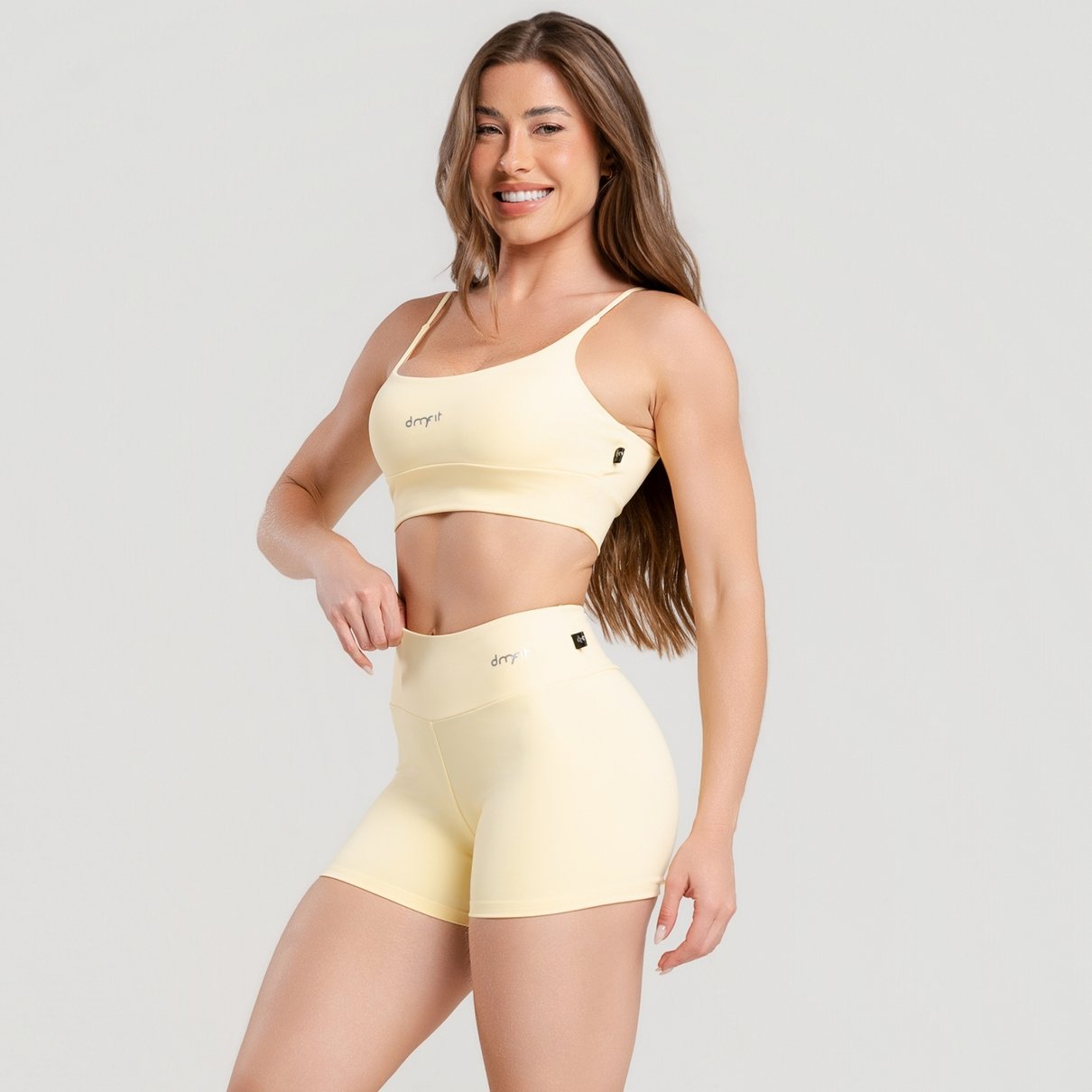 05 short fitness poliamida basico vanilla