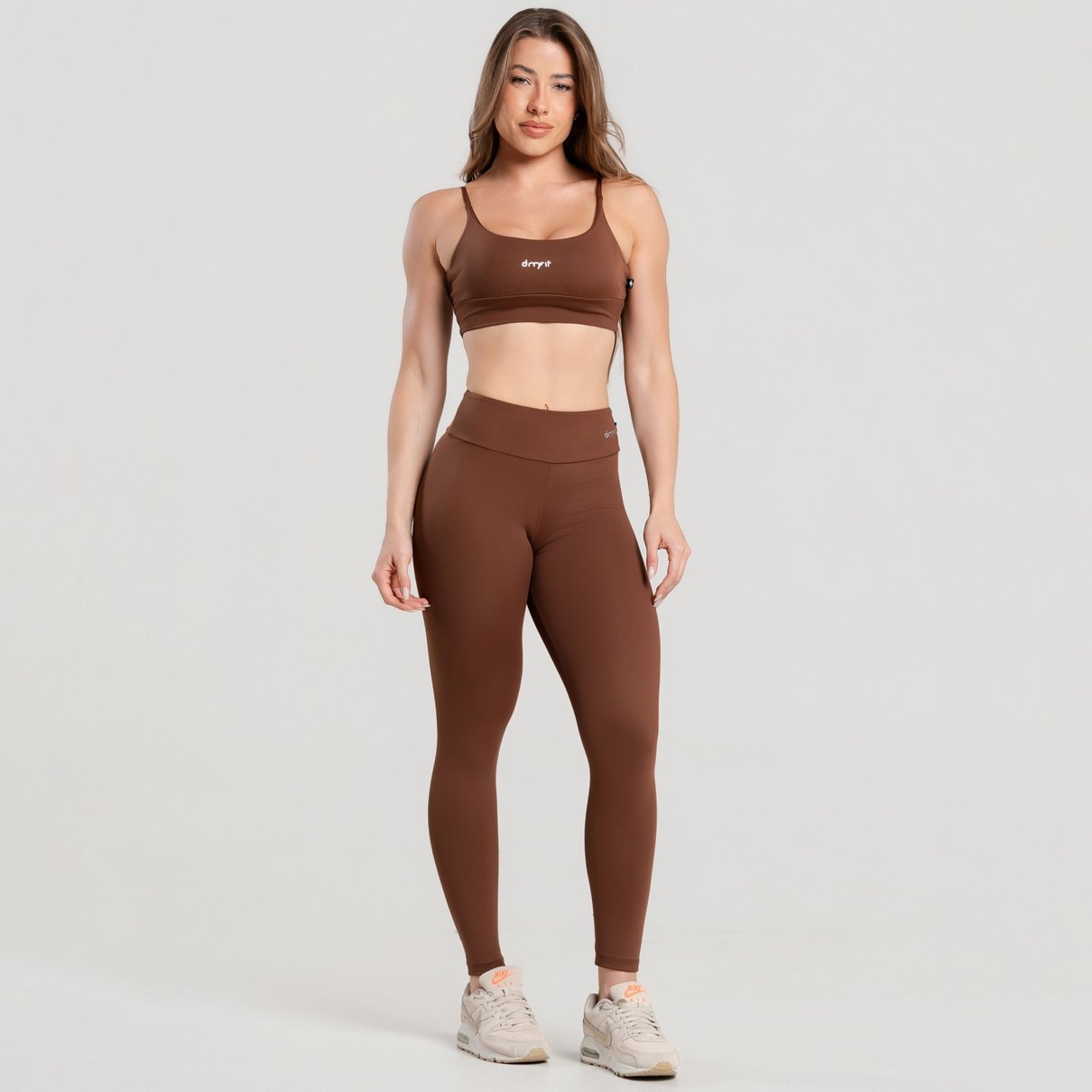 01 calca legging poliamida basica marrom