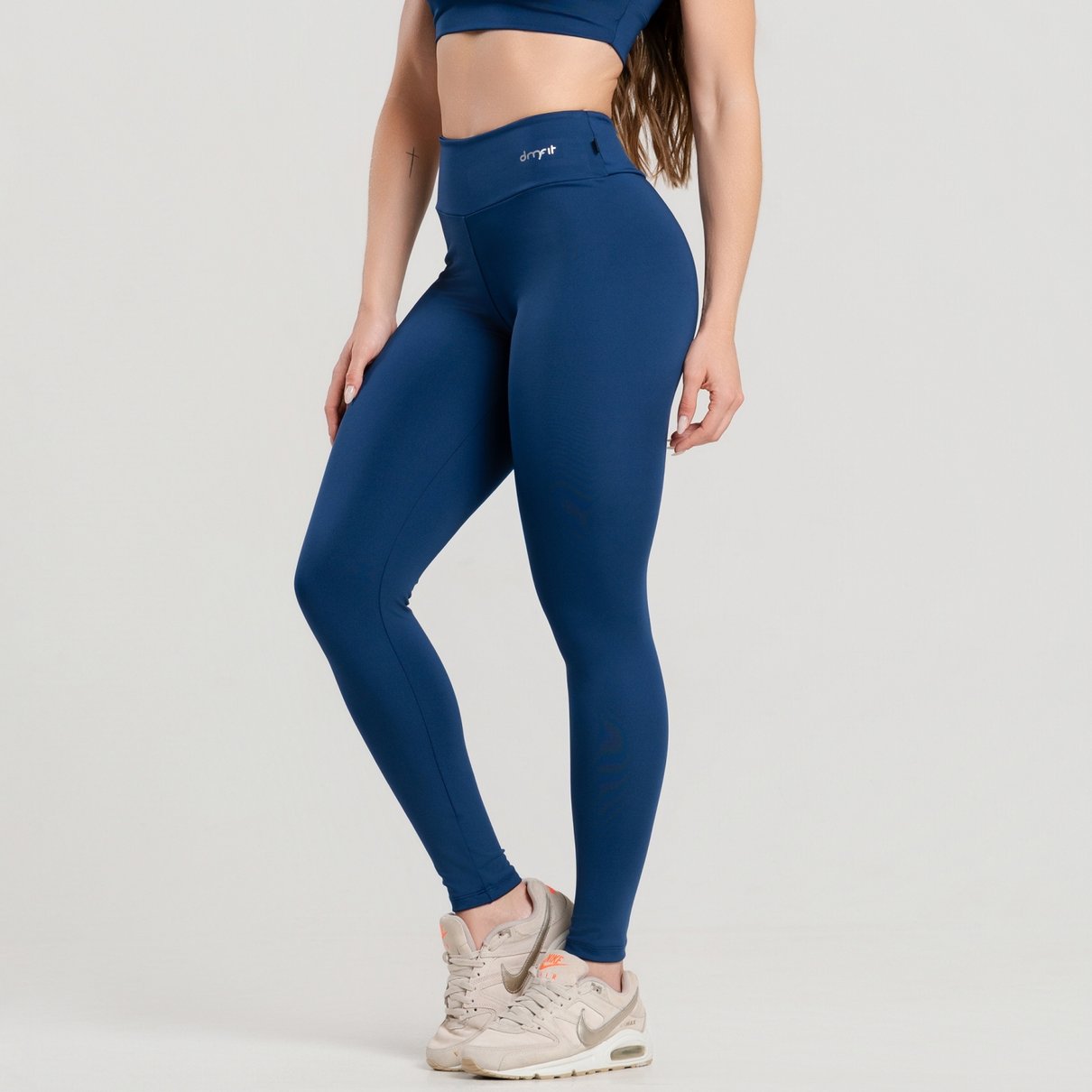 03 calca legging poliamida basica azul marinho
