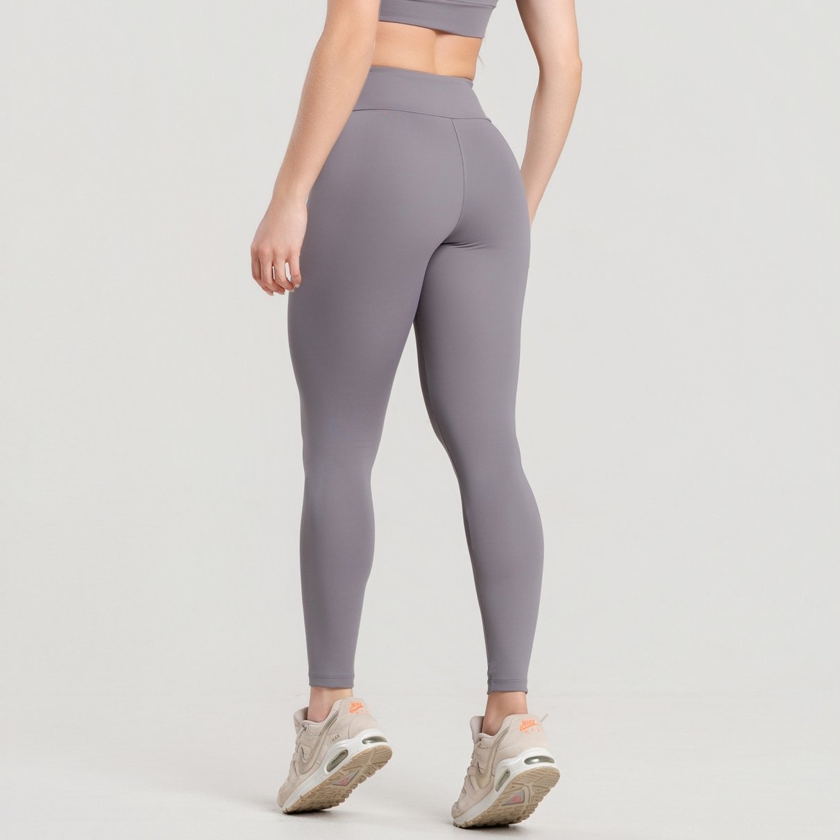 04 calca legging poliamida basica cinza