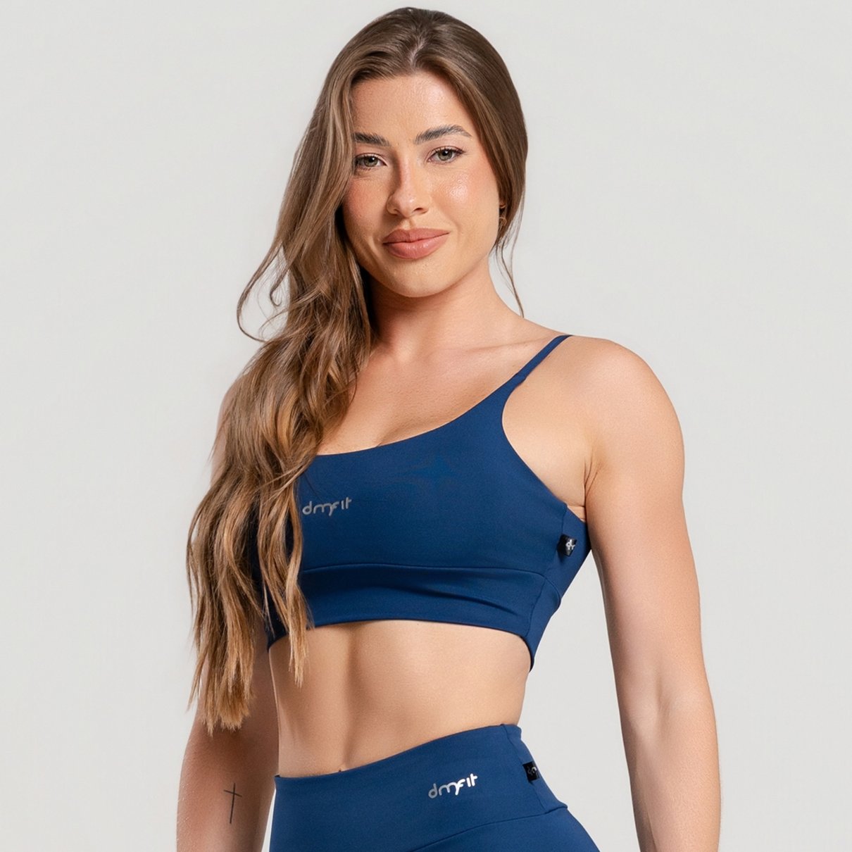 03 top fitness poliamida basico azul marinho